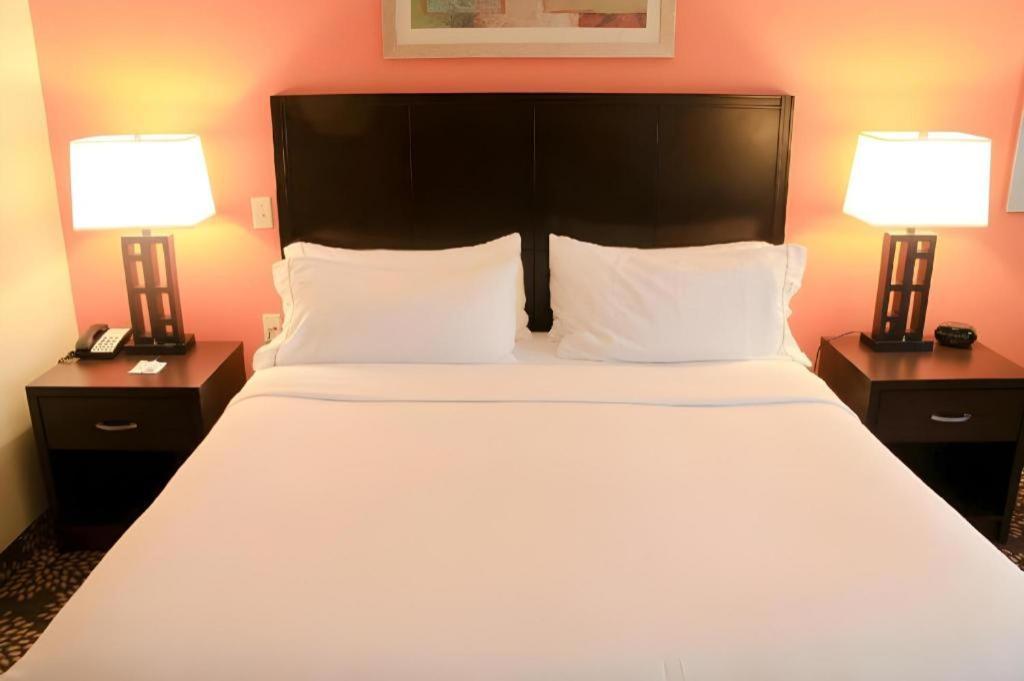 Holiday Inn Express Hotel & Suites Grand Island By Ihg Екстер'єр фото