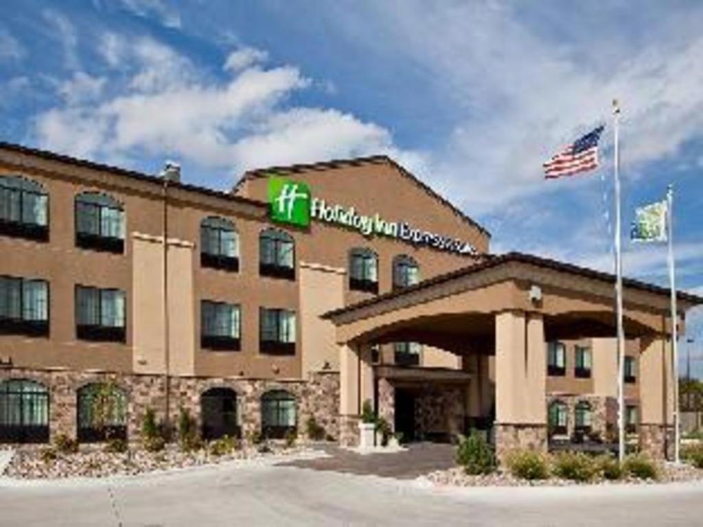 Holiday Inn Express Hotel & Suites Grand Island By Ihg Екстер'єр фото
