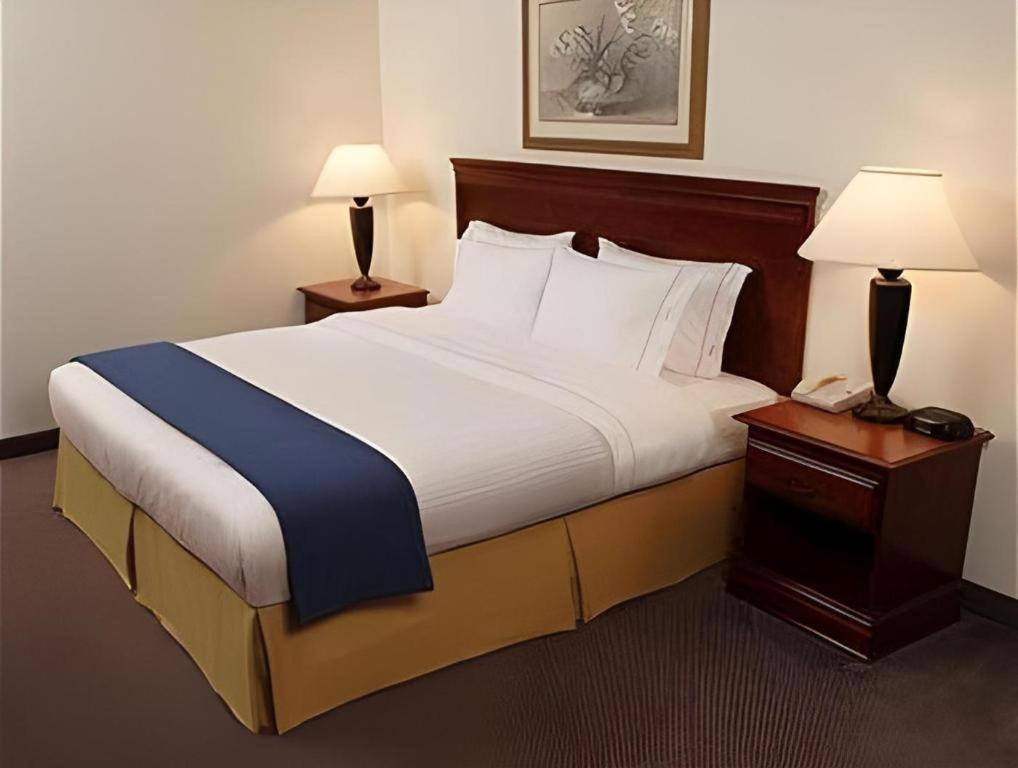 Holiday Inn Express Hotel & Suites Grand Island By Ihg Екстер'єр фото