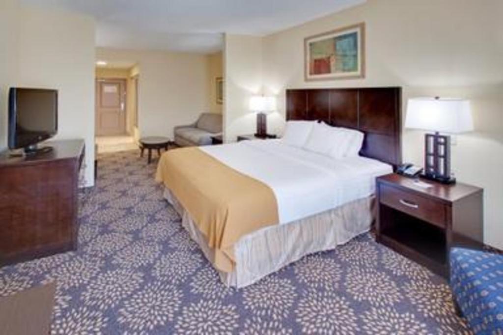 Holiday Inn Express Hotel & Suites Grand Island By Ihg Екстер'єр фото