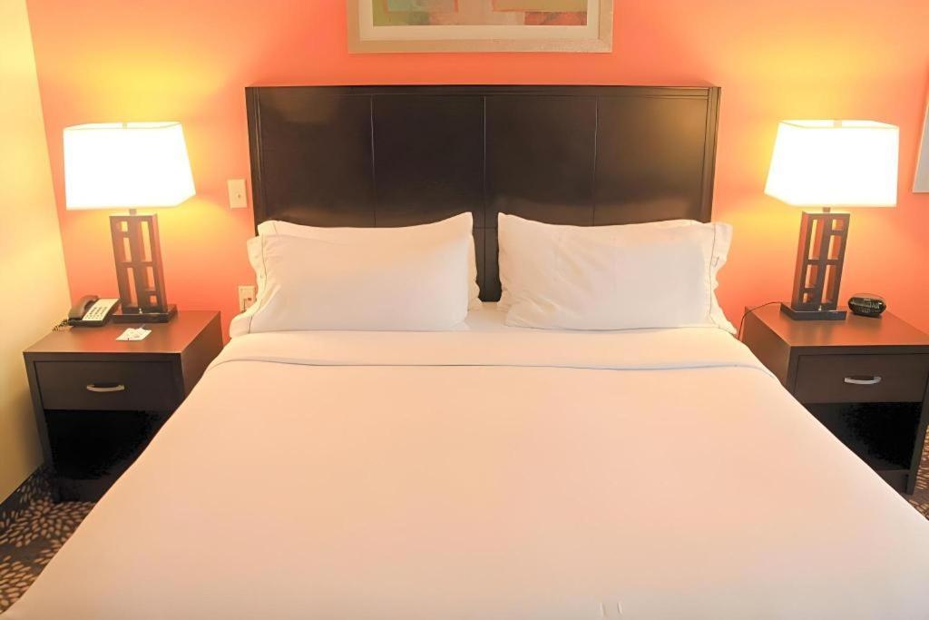 Holiday Inn Express Hotel & Suites Grand Island By Ihg Екстер'єр фото